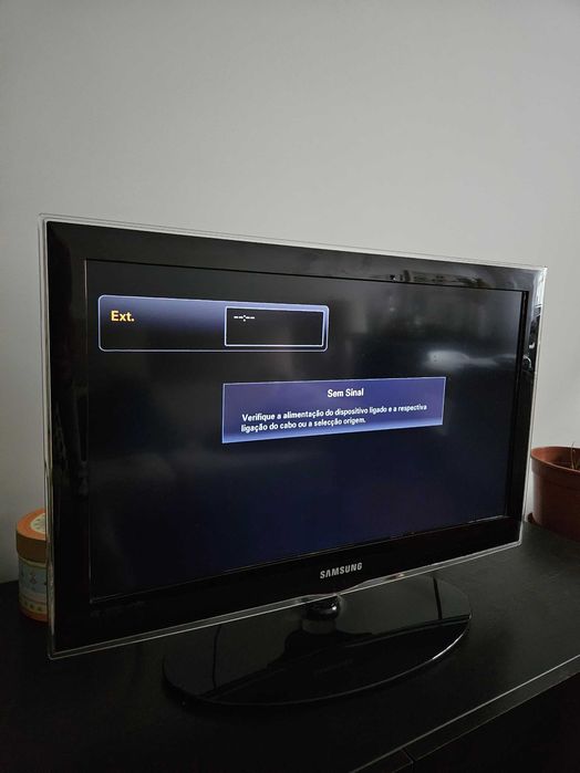 Televisor LED Samsung 26"