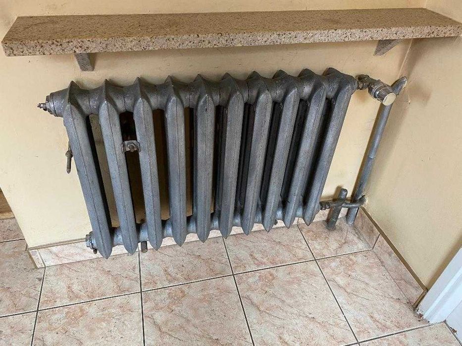 Parapety marmurowe - 3 sztuki (nad grzejniki)