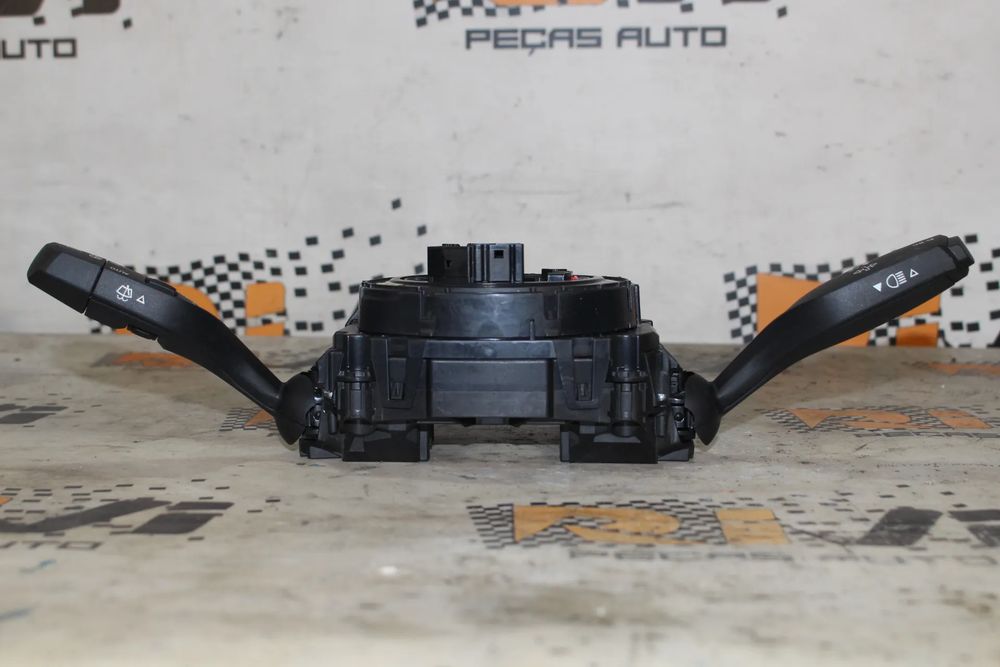 Conjunto / manetes de luzes e limpa vidros BMW 1 (F20)