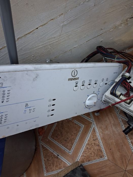 Пральна машинка на запчастини,  двигун