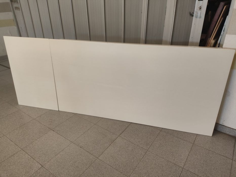 Extendable white dining table, 1.80/2.40 x 0.90 m64737747905793122