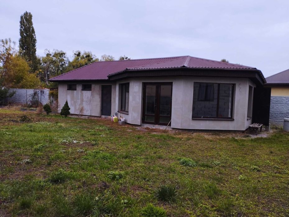 Продаю будинок на Таращанському масиві