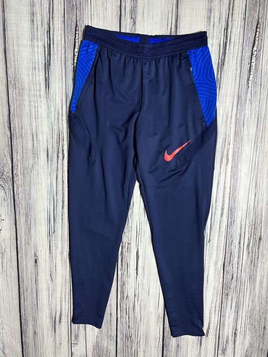 Nike спортивные штаны оригинал размер m