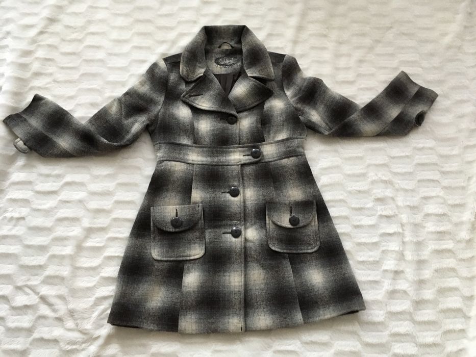 Płaszcz damski w kratkę szarosc M/38 firmy Orsay