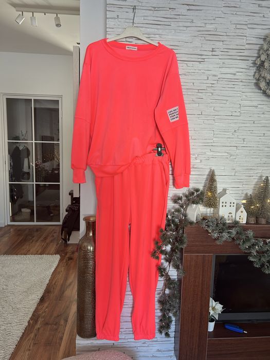 Komplet dresowy M L XL 2XL dres damski z naszywką wiosenny neon
