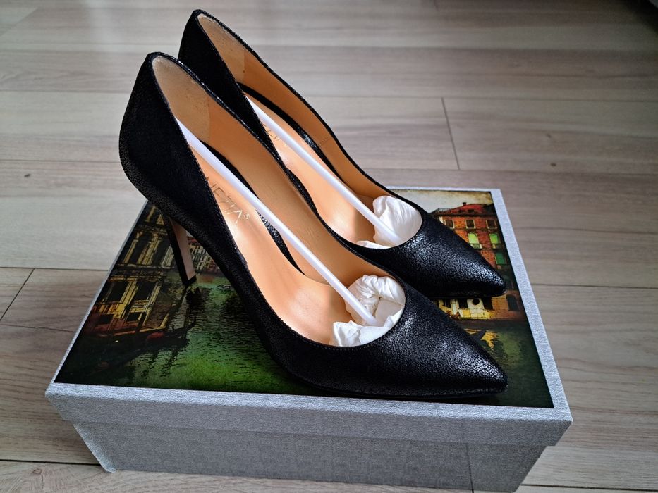 Szpilki skórzane Venezia