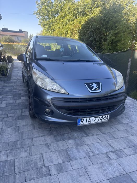 Peugeot 207