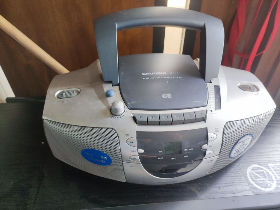 Radiomagnetofon CD,USB