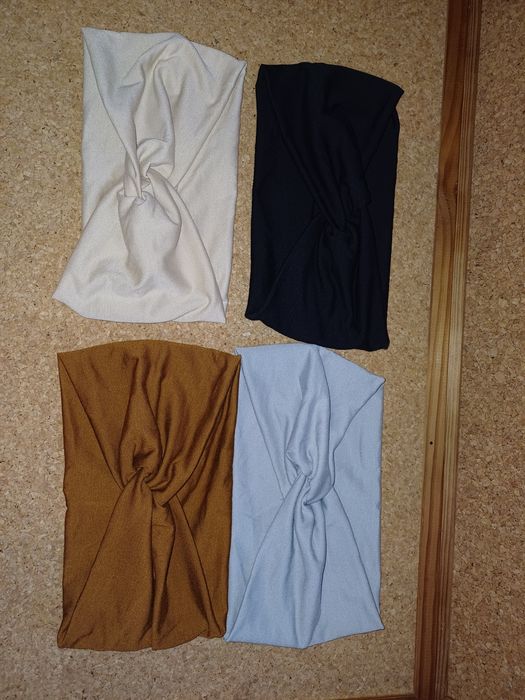 Fitas de cabelo, faixa larga. Novas.Cada 2,50€.