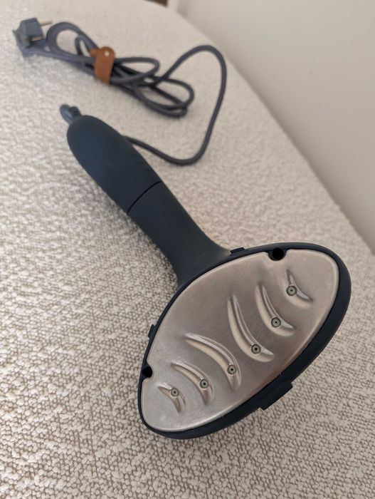 Ferro de Engomar a Vapor Vertical - Cirrus 2 Handheld Steamer – Preto