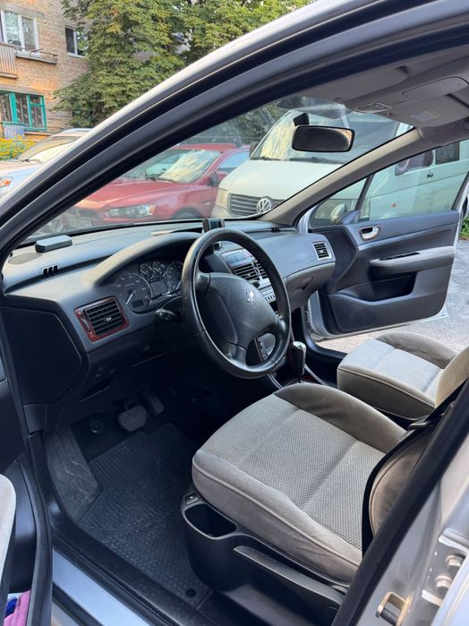 Продам Peugeot 207 2006 2.0