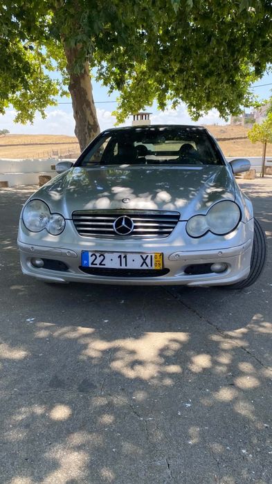 Vende-se Mercedes c220 sport coupé