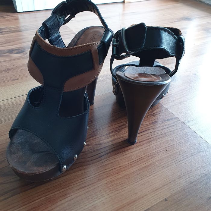 Sandały Lasocki czarne skórzane 37