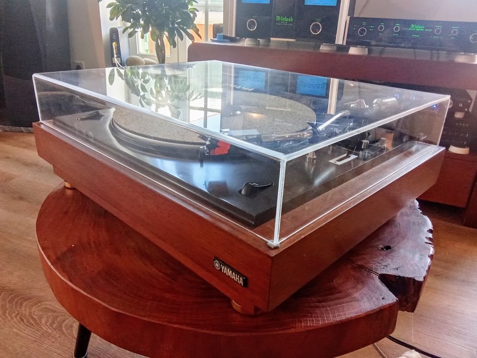 Gira discos Yamaha