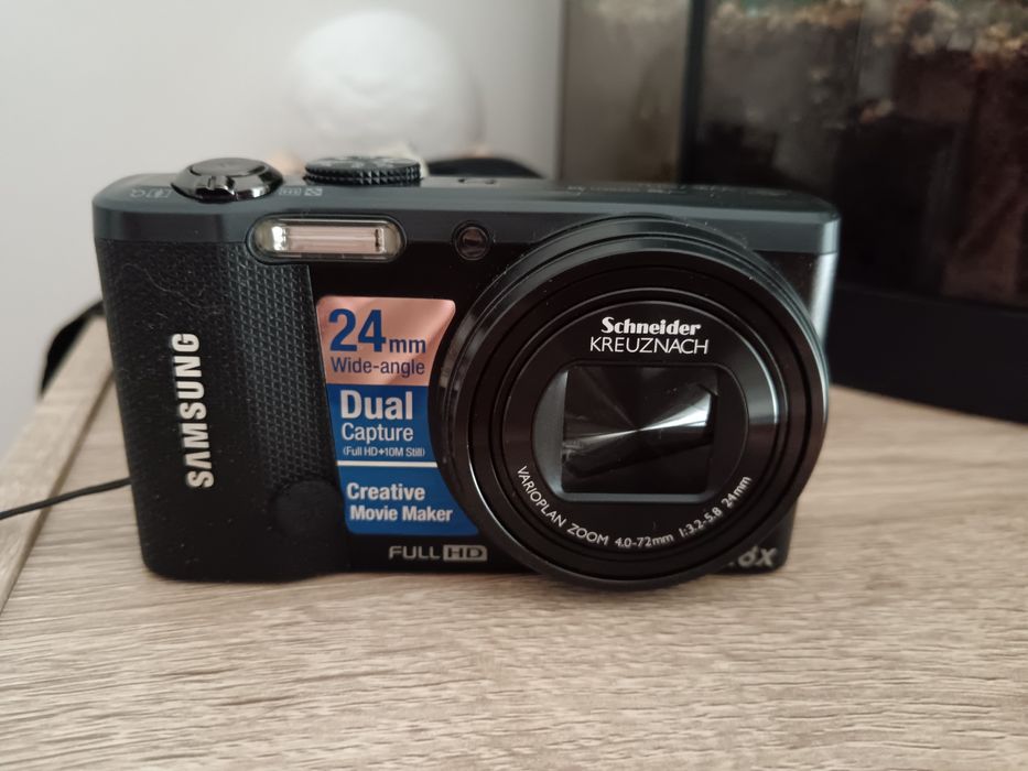 Máquina fotográfica Samsung wb750