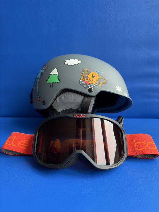 Лыжный шлем Quicksilver и маска Bolle