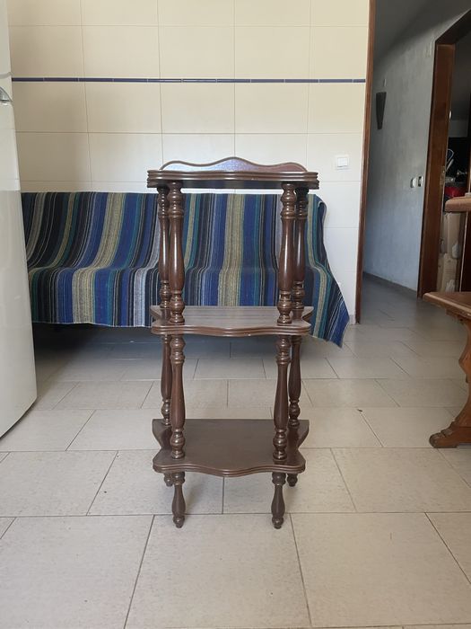 Estante de Madeira