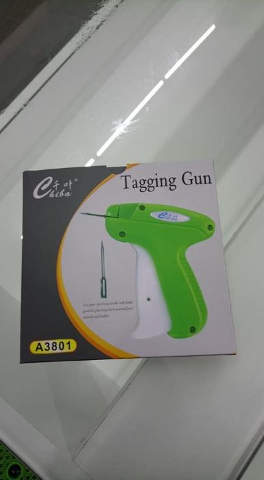 Pistola Manual de Pinos para Roupa com Oferta de uma Caixa Pinos Inclu