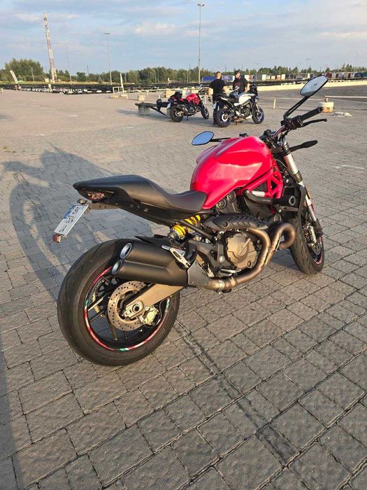 Ducati Monster 821