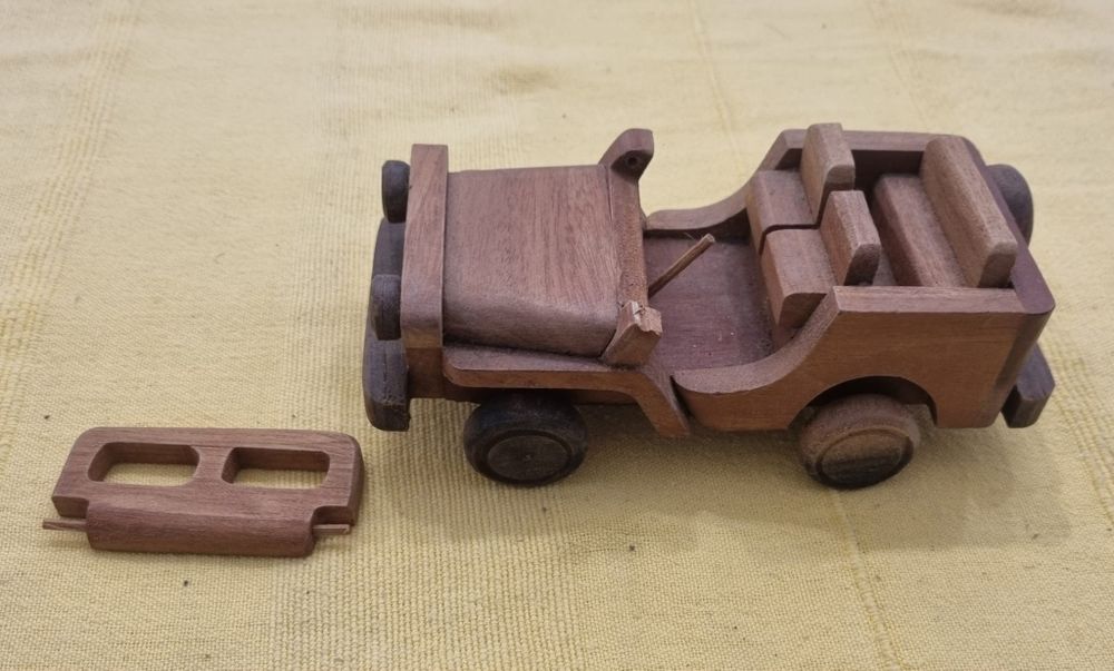 Carro em Madeira Decoração