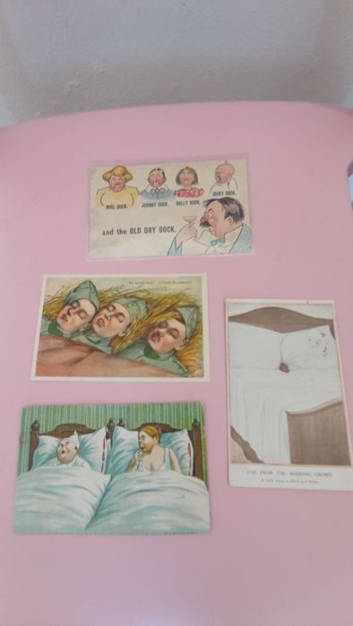 Conjunto de postais cómicos