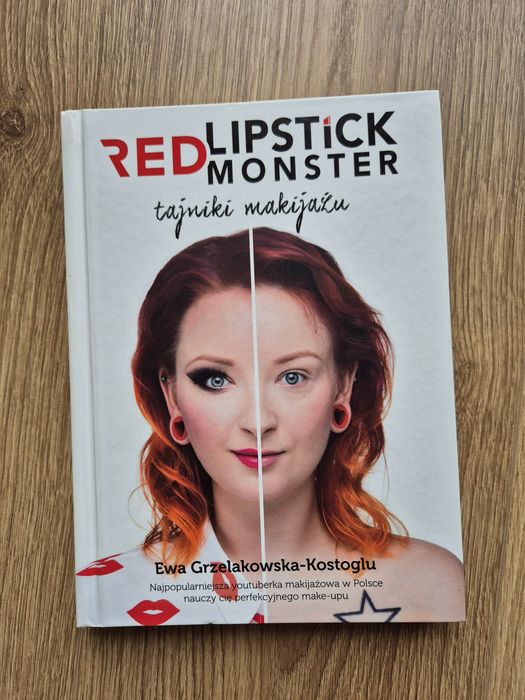 Red Lipstick Monster Tajniki makijażu