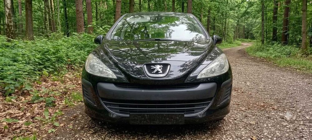 Vendo Peugeot 308 em muito bom estado.