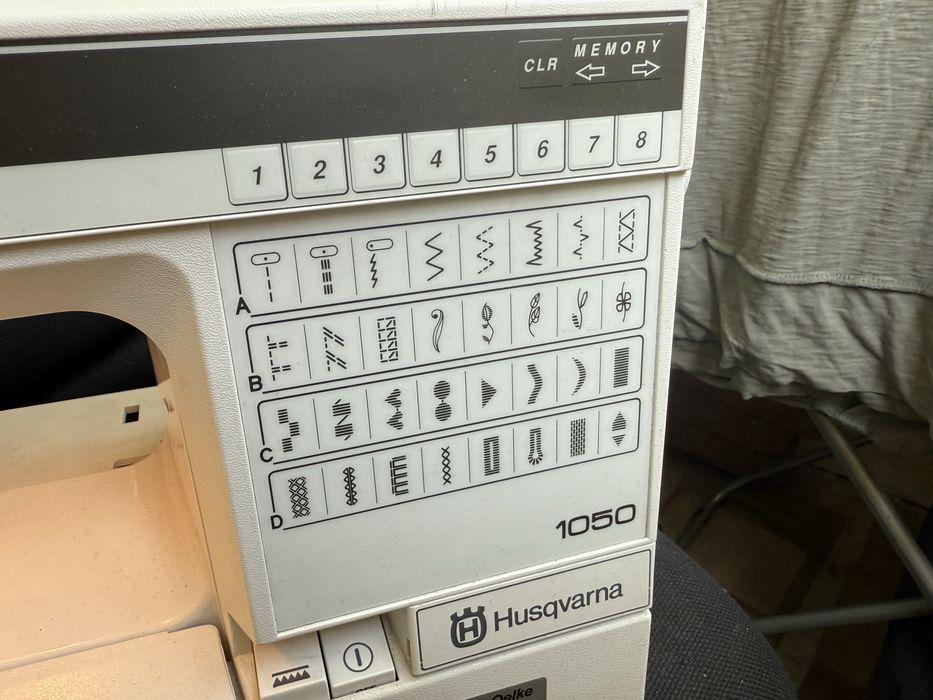 Швейна машина husqvarna viking 1050