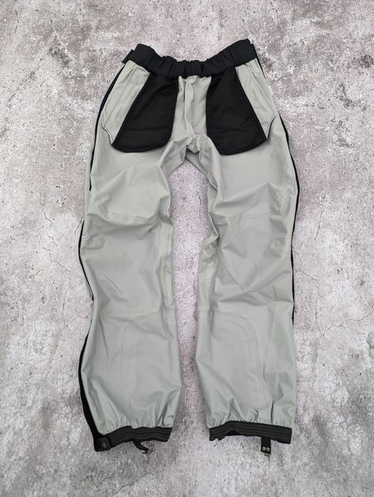 Швейцарські мембранні трекінгові софтшел штани Radys DWR Outdoor Gore