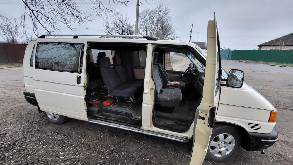Volkswagen Transporter 4