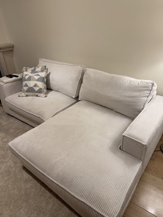 Sofá long chaise - Menos de 1 ano de uso