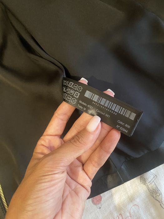 Косуха Massimo Dutti. Куртка кожаная Massimo Dutti.
