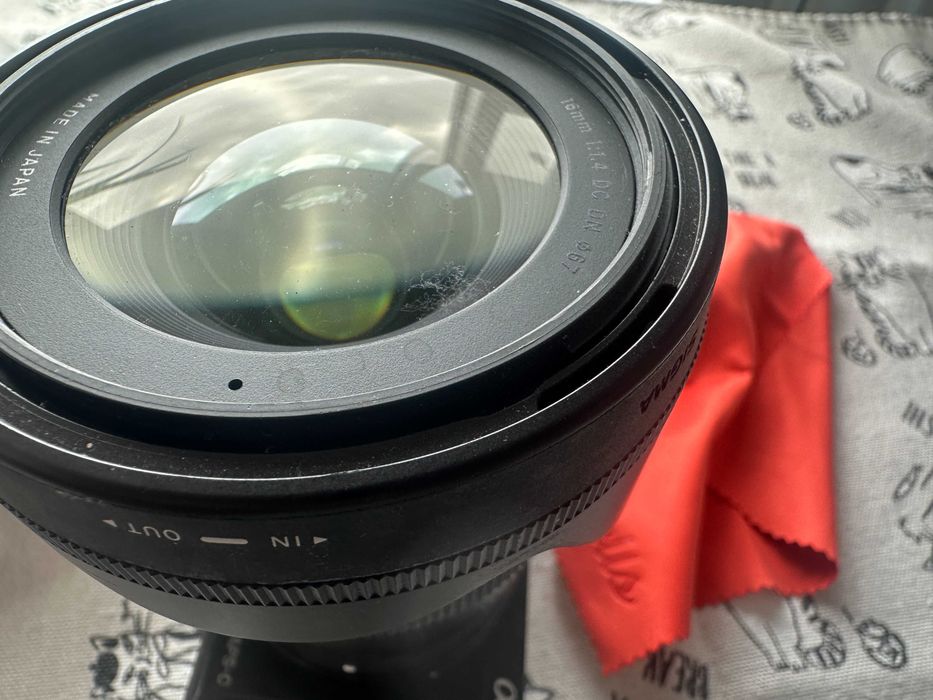 Máquina fotográfica Sony A6000 + Lentes