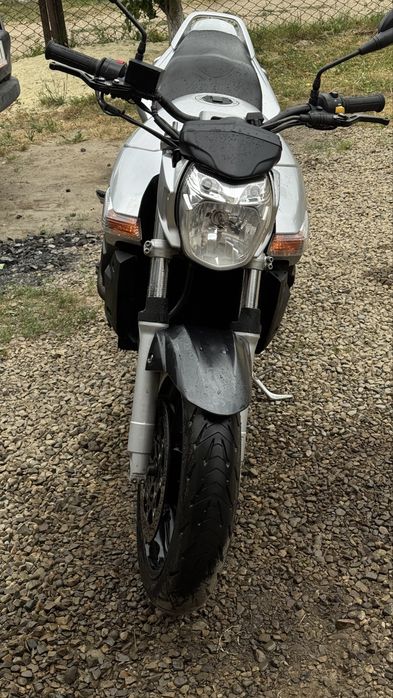 Suzuki GSR600 2008 рік