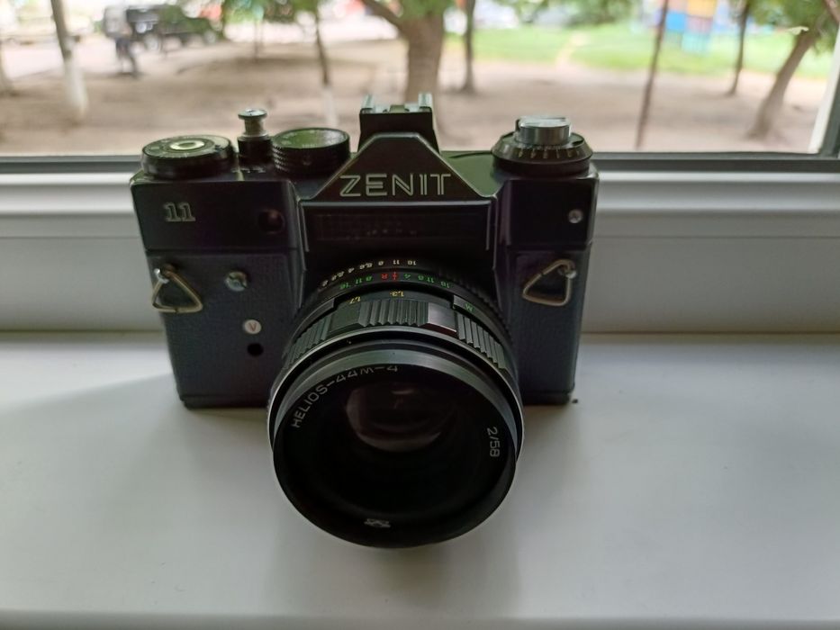 Фотоапарат Zenit 11