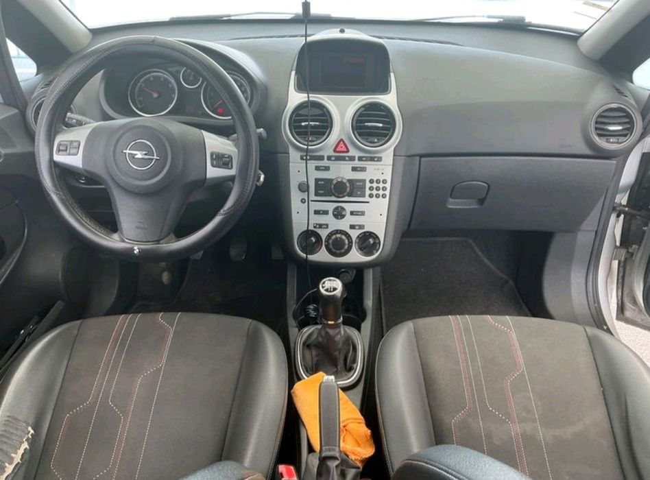 Opel Corsa 1.3 CDTI gasóleo