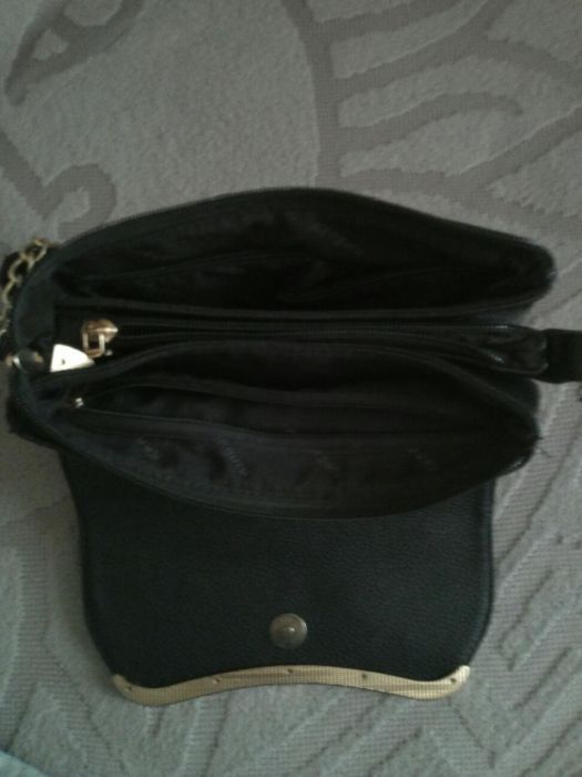 Кожаная сумочка.