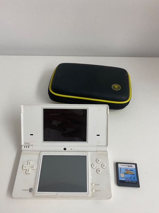 NINTENDO DSi + supermario + capa