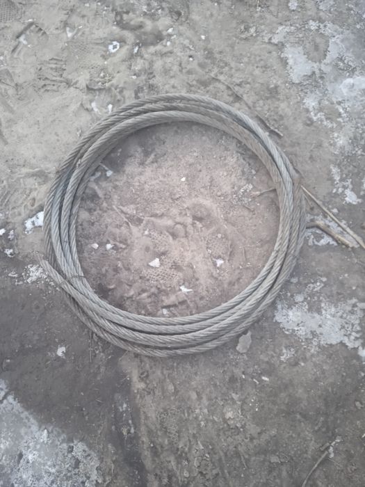 Mam na sprzedaż line stalowom