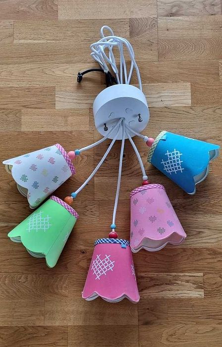 Lampa sufitowa 5 kloszy drewno + materiał