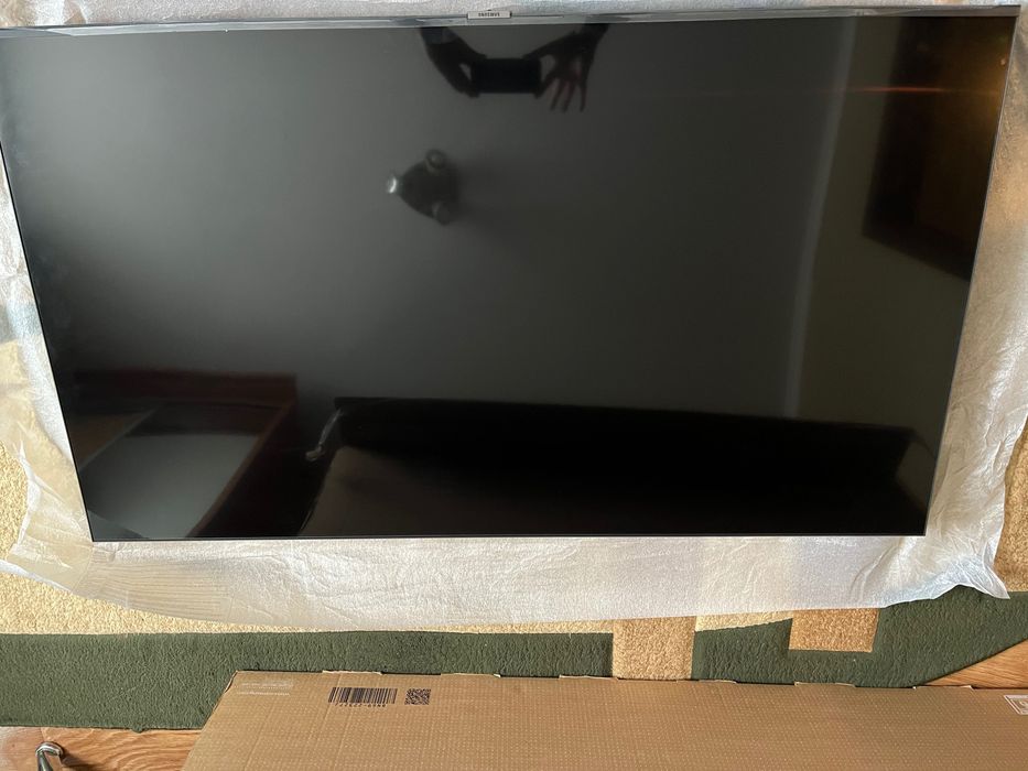 Samsung AU7100 50 дюймів