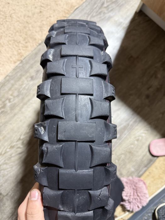 Продам резину эндуро 120/90 18