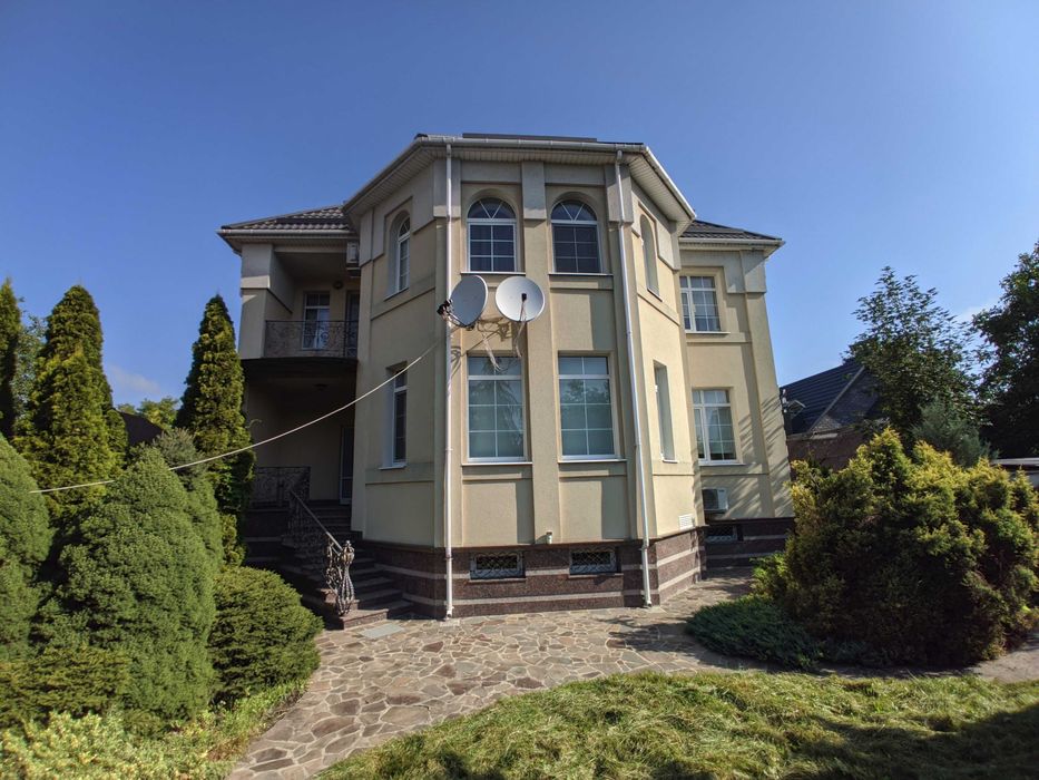 Будинок в тихому центрі Черкас