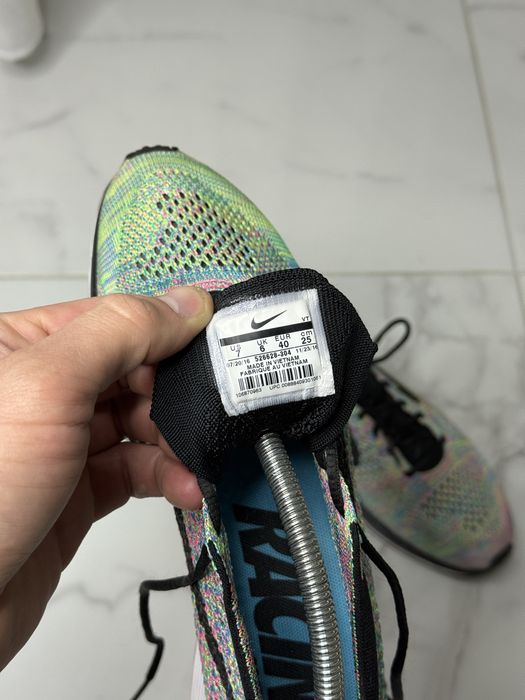 Nike Flyknit Racer Multicolor/Rainbow mens shoes
