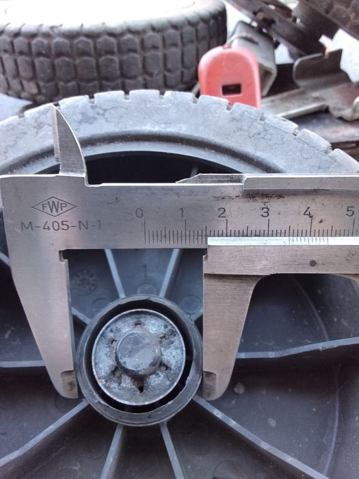 Koła do kosiarki wymiary podane .