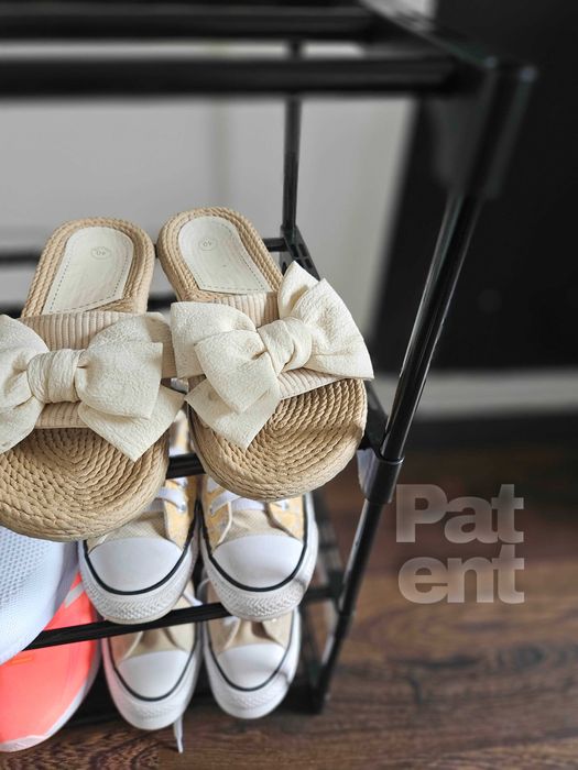 Przechowywanie dom 4 poziomy na pudełka czarny