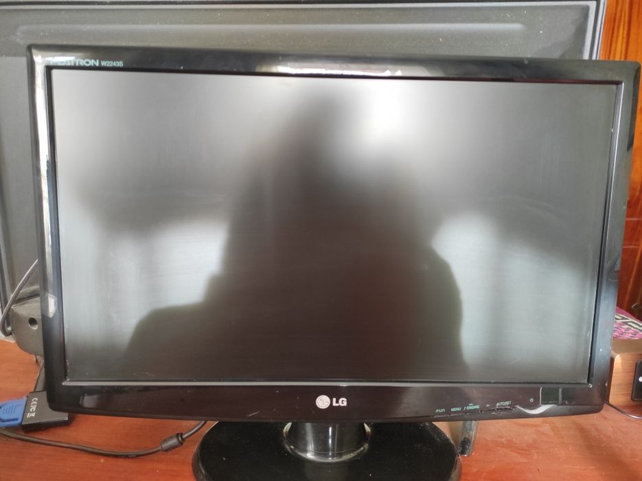 Б/У Монітор + пк комплектуючі