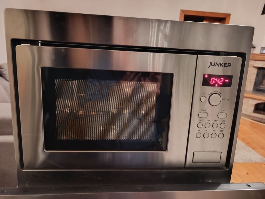 Німецька вбудована мікрохвильова піч Junker.Нова
