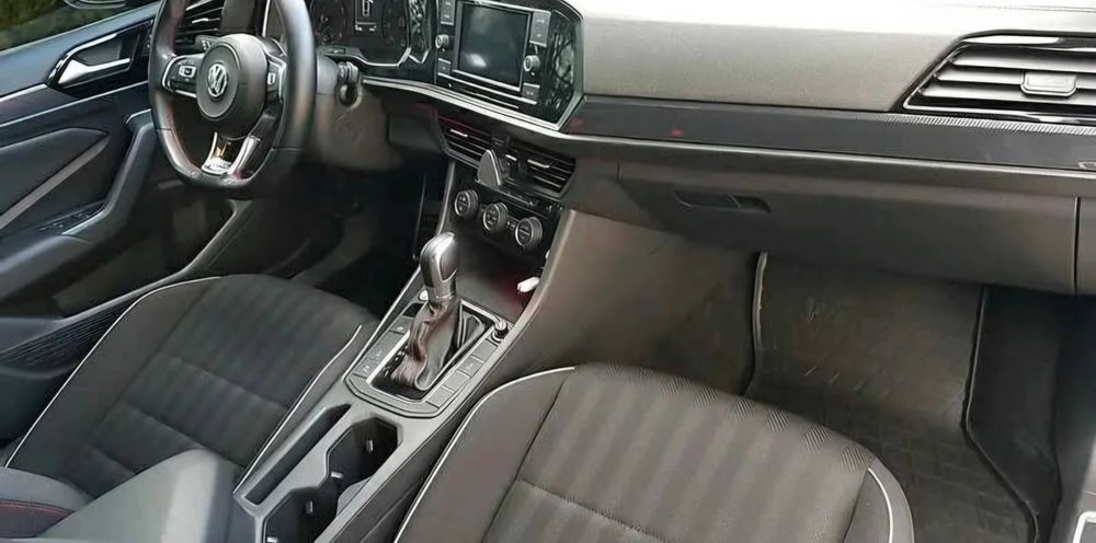 Volkswagen Jetta Gli 2.0L
