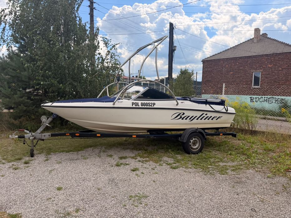 Motorówka BAYLINER Volvo Penta 3.0 daszek bimini 2005r Zadbana